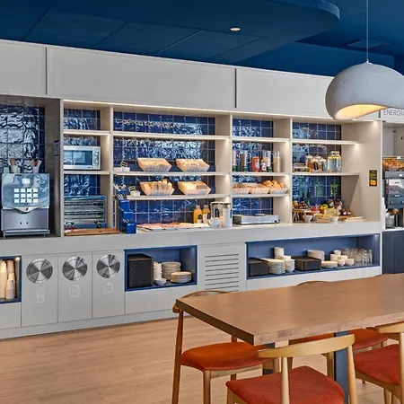 Ξενοδοχείο Centro 2*