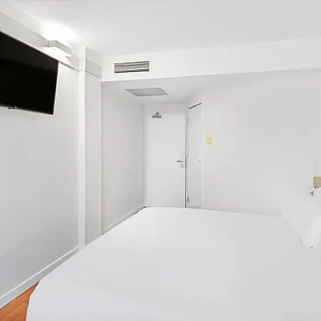 Hotel Ibis Centro 2*