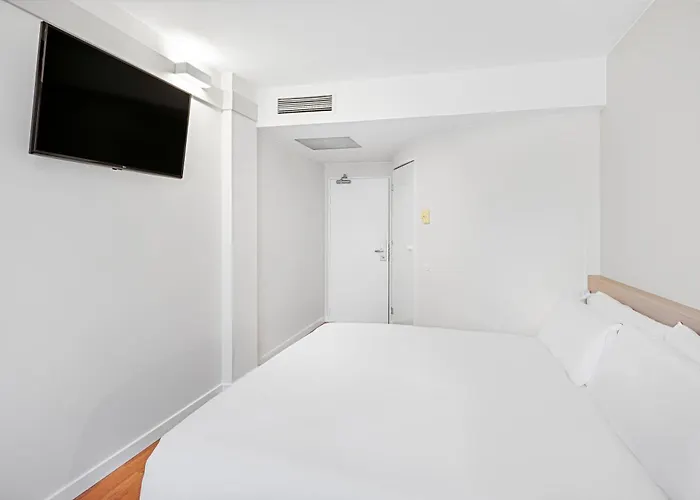 Отель Centro 2*