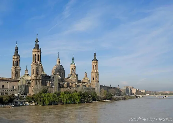 Отель Centro Сарагоса